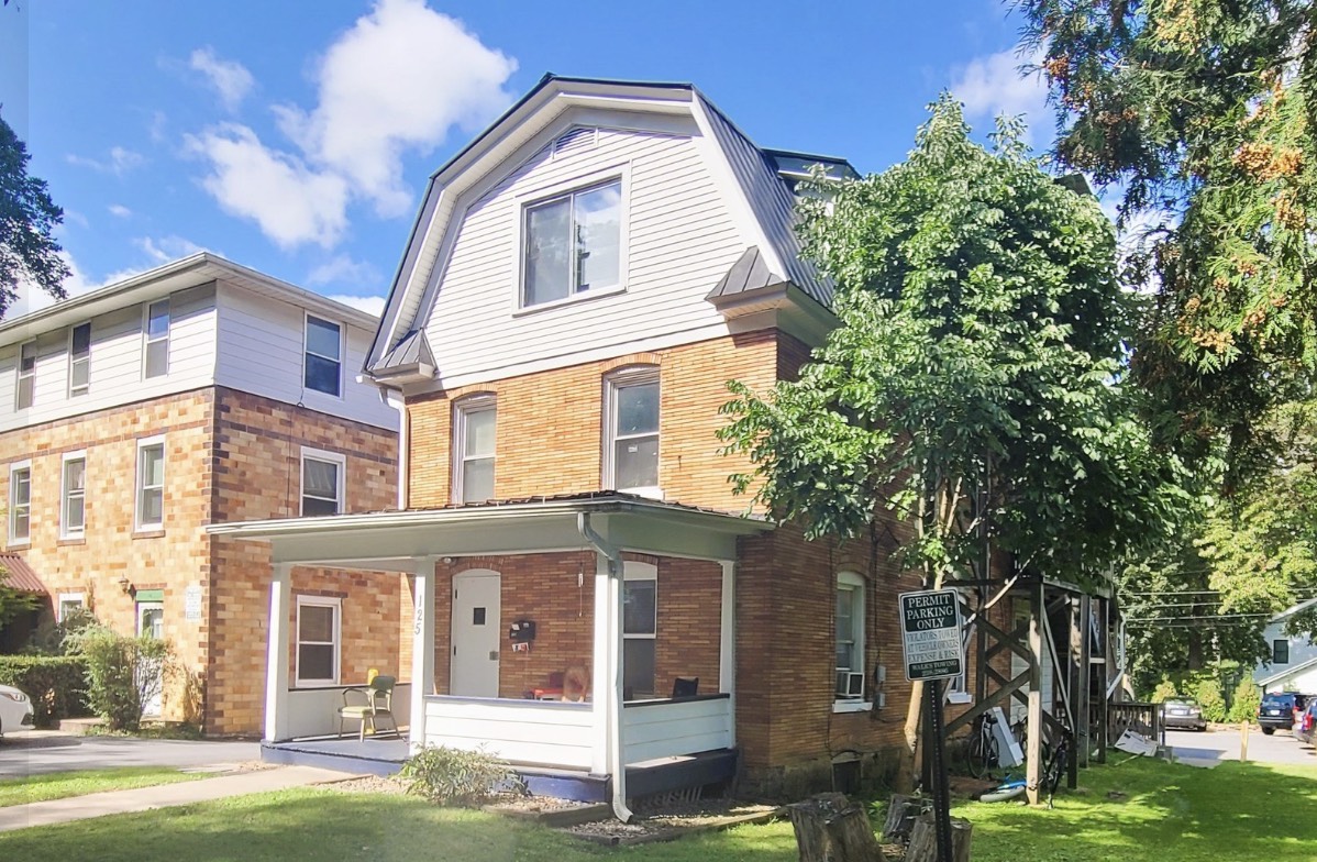 125 Park exterior — brick building with covered front porch on Park Avenue